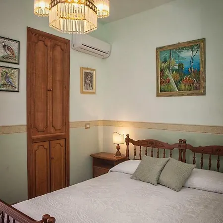 Pensión A Portapalermo Santo Stefano di Camastra